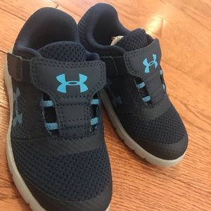 New Under Armour B Infant Surge Navy and Marine 8K
